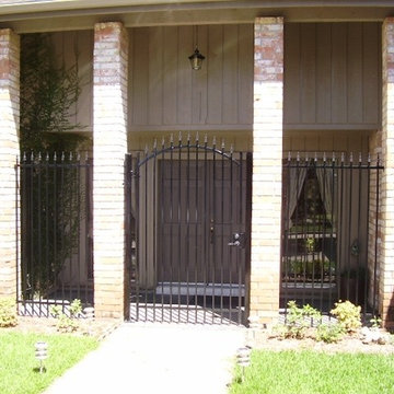 Walkthrough and Breezeway Gates
