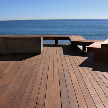 Beachfront Modern Deck in Malibu