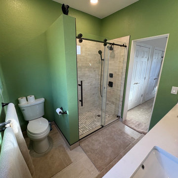 Outdated and non-functional bathroom