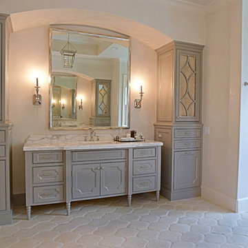 CLEANSE YOURSELF IN THIS CALMING BATHROOM