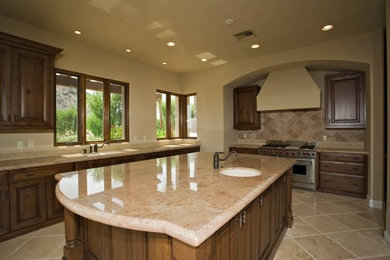 Example of a trendy kitchen design in Minneapolis