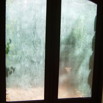Rain Drizzle Glass Doors