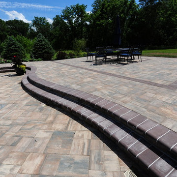 Major Leagues Wet-Edge Waterfall Pool