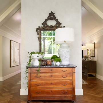 Art-filled Ranch on Natural Bridge