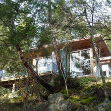 The Aerie- A Glazed Modern Treehouse