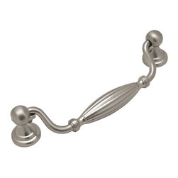 Cosmas - Cosmas 7122SN Satin Nickel Cabinet Pull - Cabinet And Drawer Handle Pulls