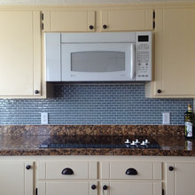 Subway tile with nice cabinets