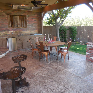 Covered Outdoor Kitchen