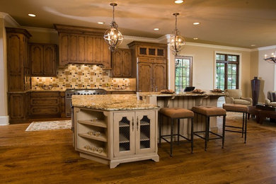 Elegant kitchen photo in Atlanta