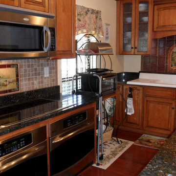 Rita Broughton - Kitchen Backsplash Tile Murals