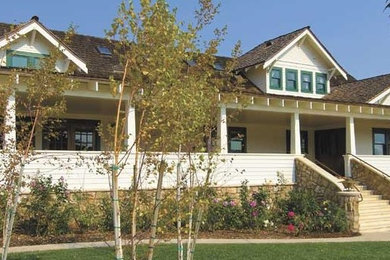 Country home design photo in San Luis Obispo