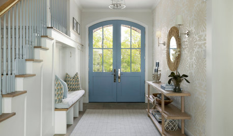 4 Designer Tips for a Fashionable Entry