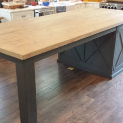 Dining room and kitchen tables - Furniture