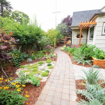 NE Portland Outdoor Living Space and Garden