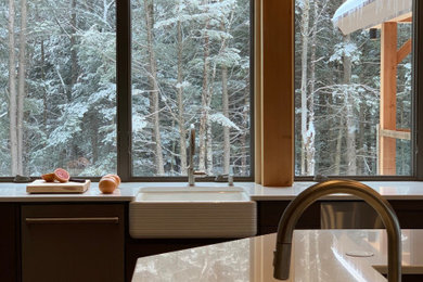 Kitchen photo in Burlington
