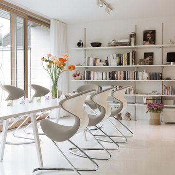 oyo - The Chair