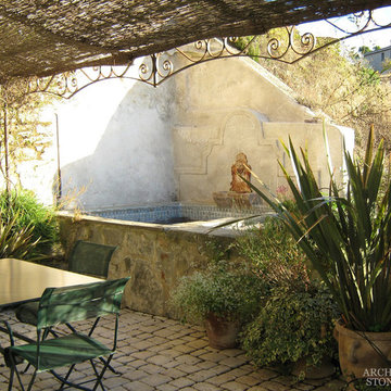Stone Pavers – Antique, Reclaimed Limestone ‘Cobble Stone’ pavers