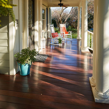 Side View of Entryway