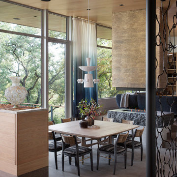 Rocky River Sunken Dining with Christophe Côme Bronze Screen