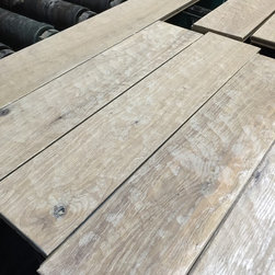 White oak 5'' handscrapped Myconos - Hardwood Flooring