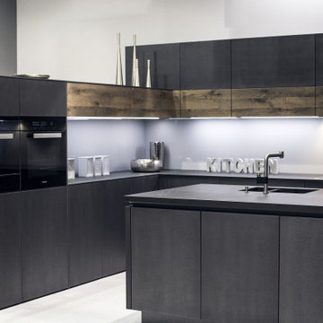 LED under cabinet lights illuminate your cooking space.