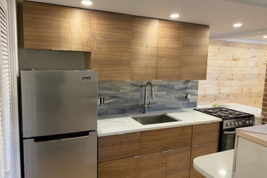 Kitchen - kitchen idea in Boston