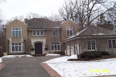 Home design - traditional home design idea in Chicago