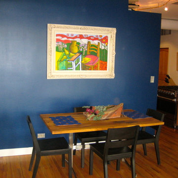Eccentric South Loop Artist's Loft