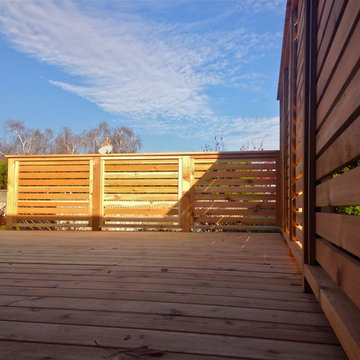 Oakville, Ontario Cedar Deck