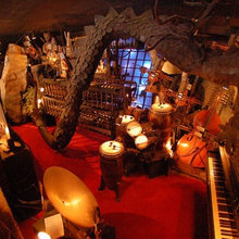 Red Reading Room