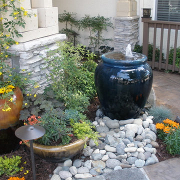 Blue pot fountain in southwestern courtyard