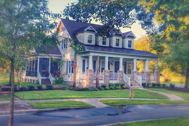 Exterior home idea in Other