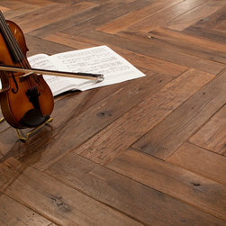 Reclaimed Oak Flooring - Chevron Pattern - Hardwood Flooring