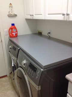Counter top on front-load washer/dryer