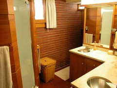 Frank Lloyd Wright updated bathroom