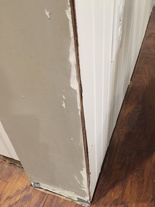 How To Finish Edges Of Wainscoting Beadboard Should I Use A Piece Of Trim To Finish It On The Flush Wall And Some Type Corner Edge Decoration