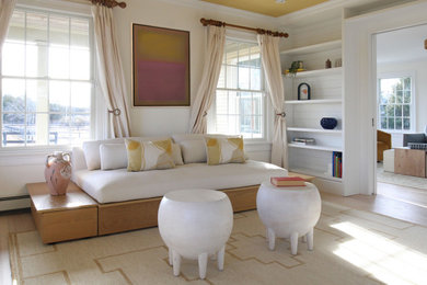 Example of a transitional kids' room design in New York