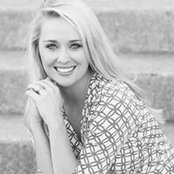 Caitlin Beins foto