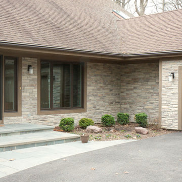 Exterior Stone Veneer using Cobble and Ledge Stones