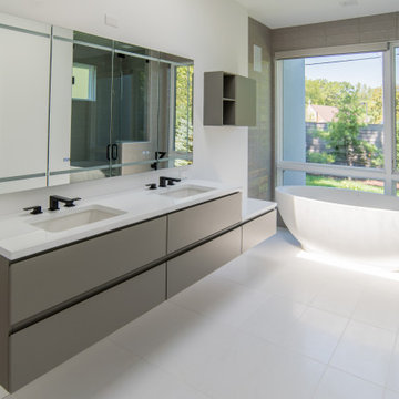Master Bathrooms