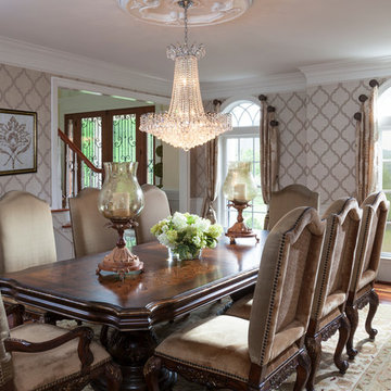 Elegant Dining Room Interior Design