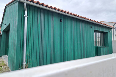 Cette photo montre une façade de maison moderne.