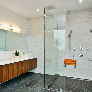 Acacia's Upscale Lifestyle