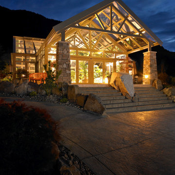 Estate Greenhouses and Garden Rooms