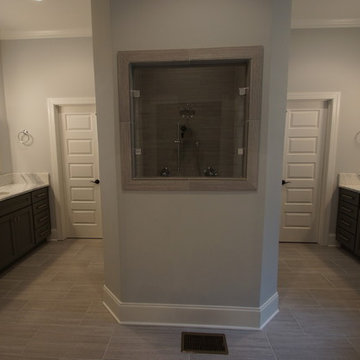 Bathroom/Laundry Room