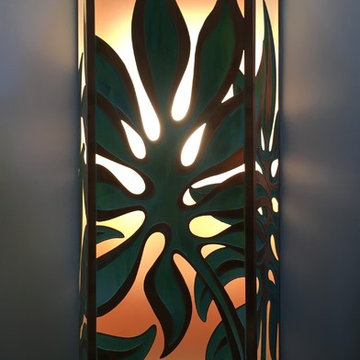 Monstera Sconce