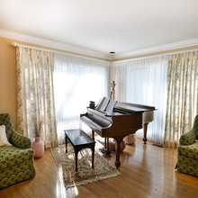 piano room