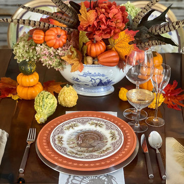 Hip Holiday Tablescape