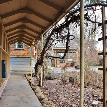 A Russian Fireplace Anchors a 1912 Family Home