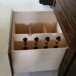 Hers vanity drawer - Kitchen Cabinetry